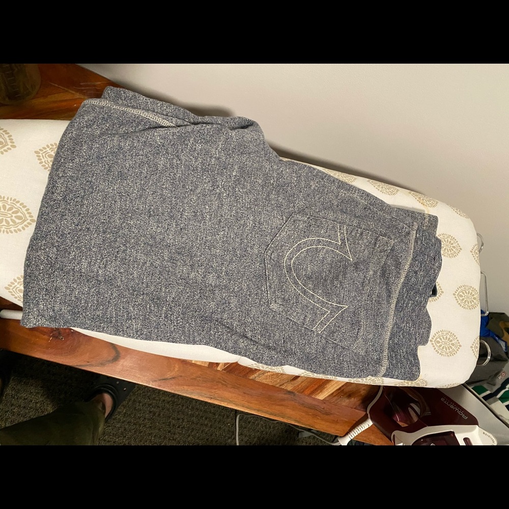 Very nice True Religion sweats!